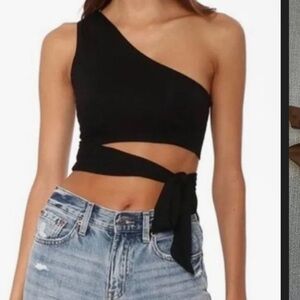 Ladies DO + BE Black One Shoulder Wrap Crop